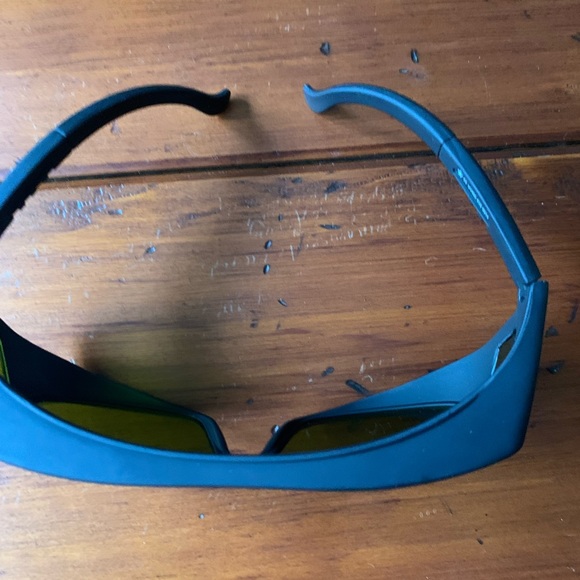 NOIR LASER SHIELD protective eye wear. Never used. Perfect condition. - Picture 8 of 12